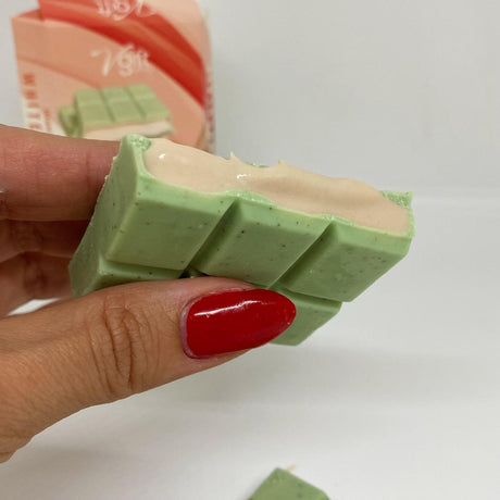 V - Gift Matcha Chocolate with Strawberry Flavoured Cream Filling - TryAladdin