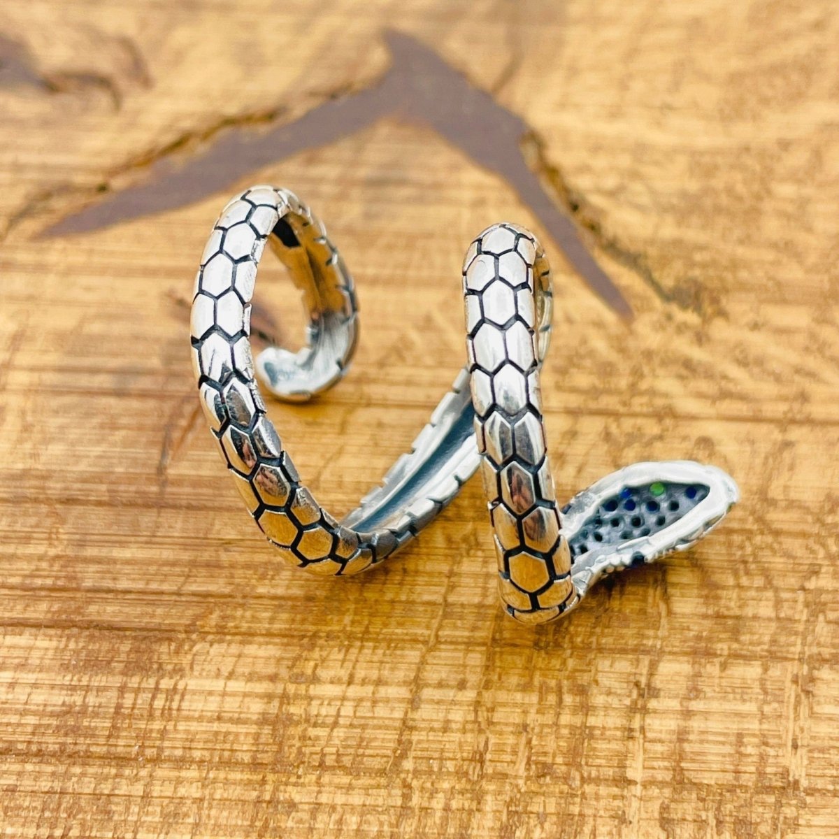 Adjustable Sapphire Snake Ring - TryAladdin