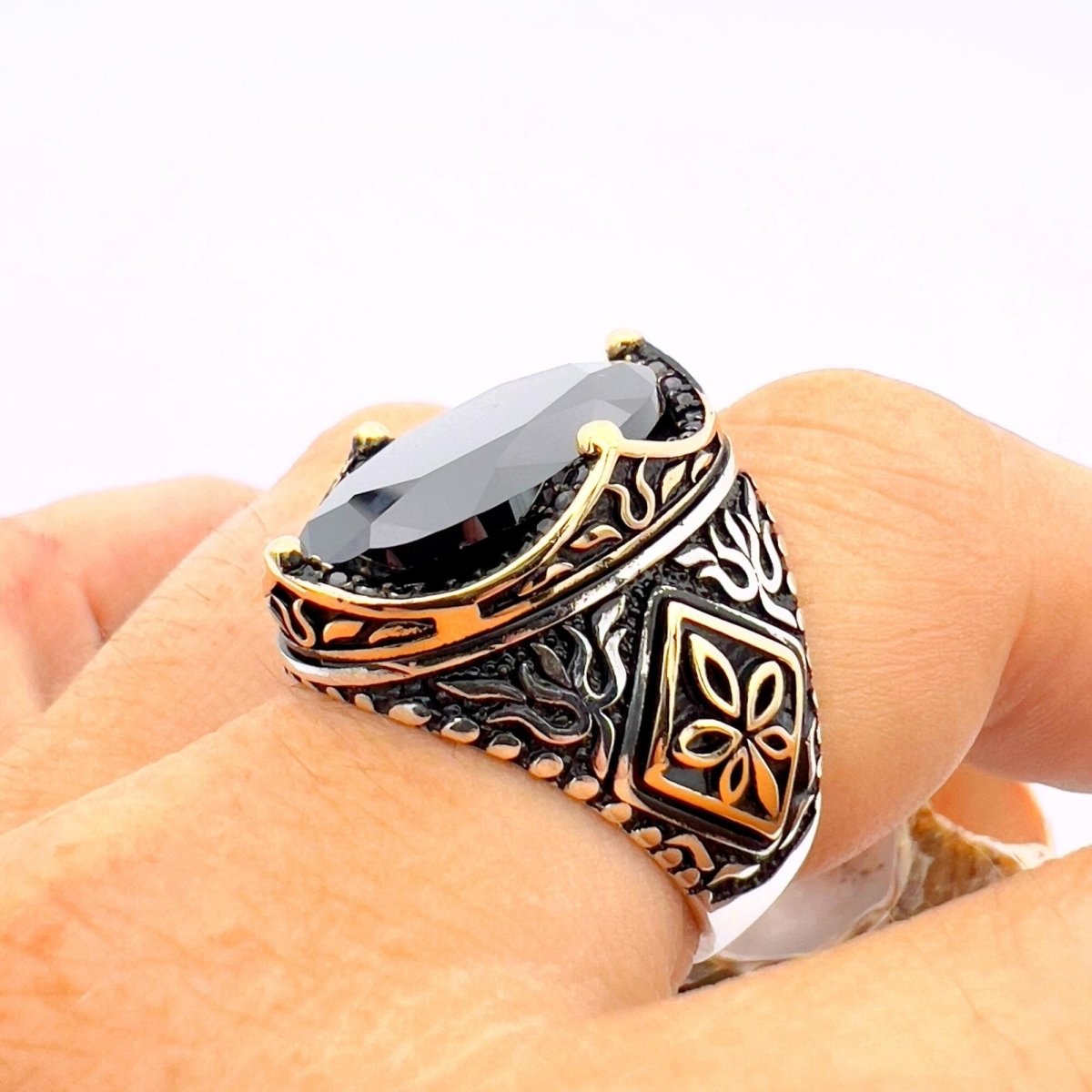 Black Onyx Oval Stone Men's Ring - TryAladdin