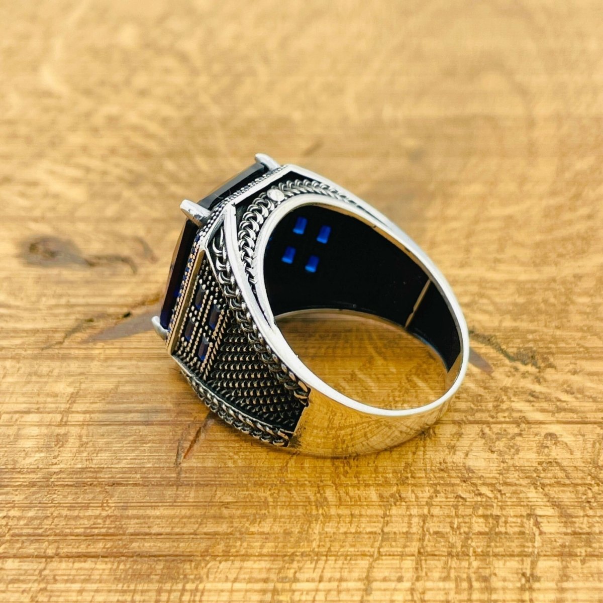 Blue Sapphire Silver Ring - TryAladdin