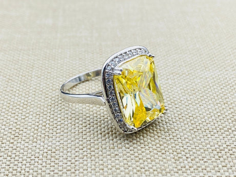 Citrine Ladies Silver Ring - TryAladdin