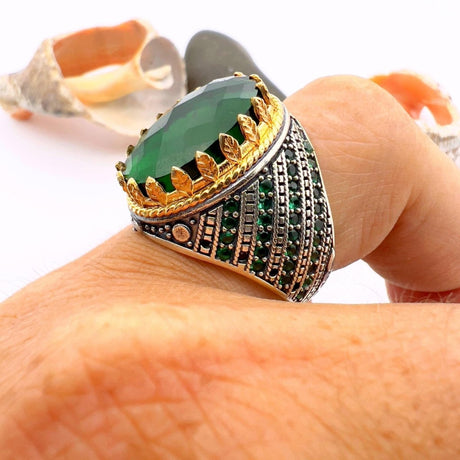 Green Oval Emerald Stone Men's Ring - TryAladdin