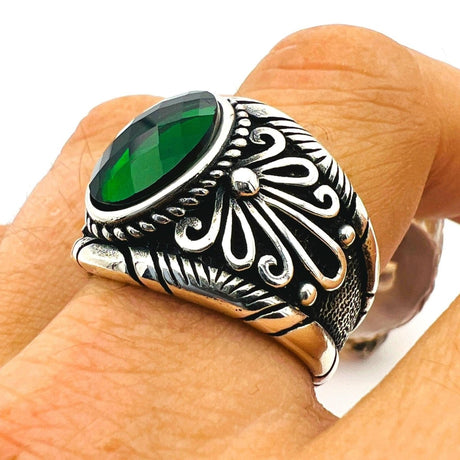 Green Zircon Stone Men's Ring - TryAladdin