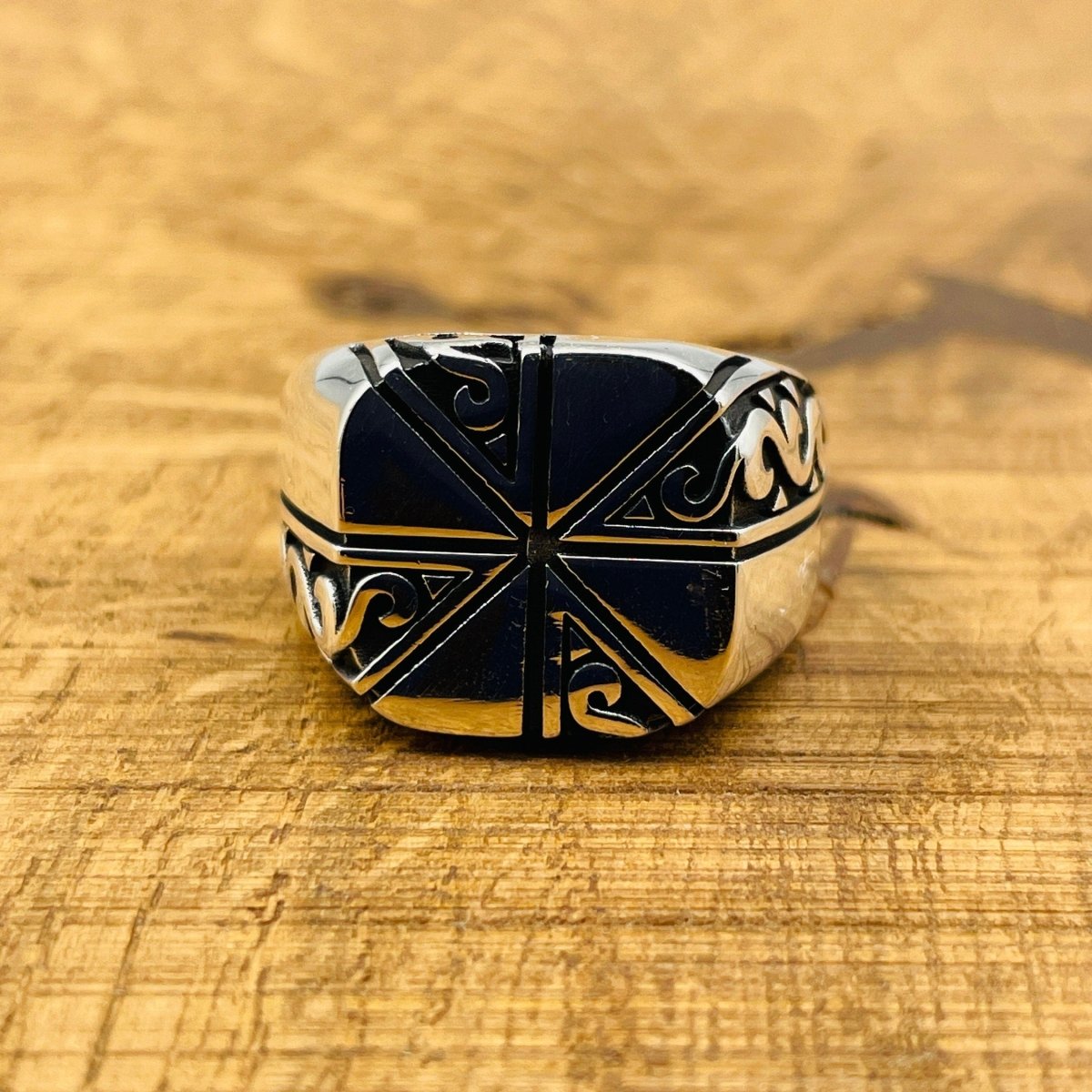 Hand Embroidered Square Model Men's Silver Ring - TryAladdin