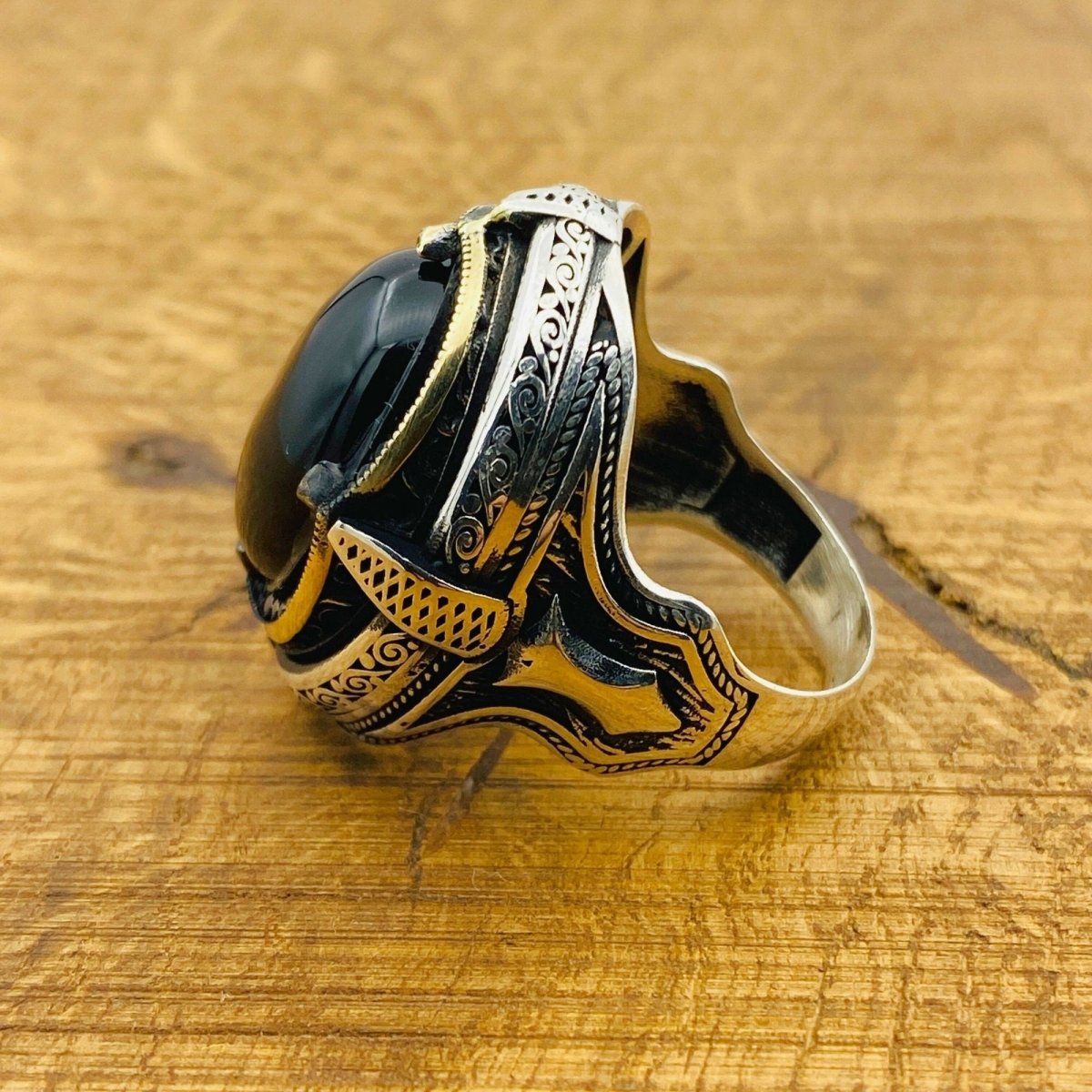 Men Black Onyx Silver Ring - TryAladdin