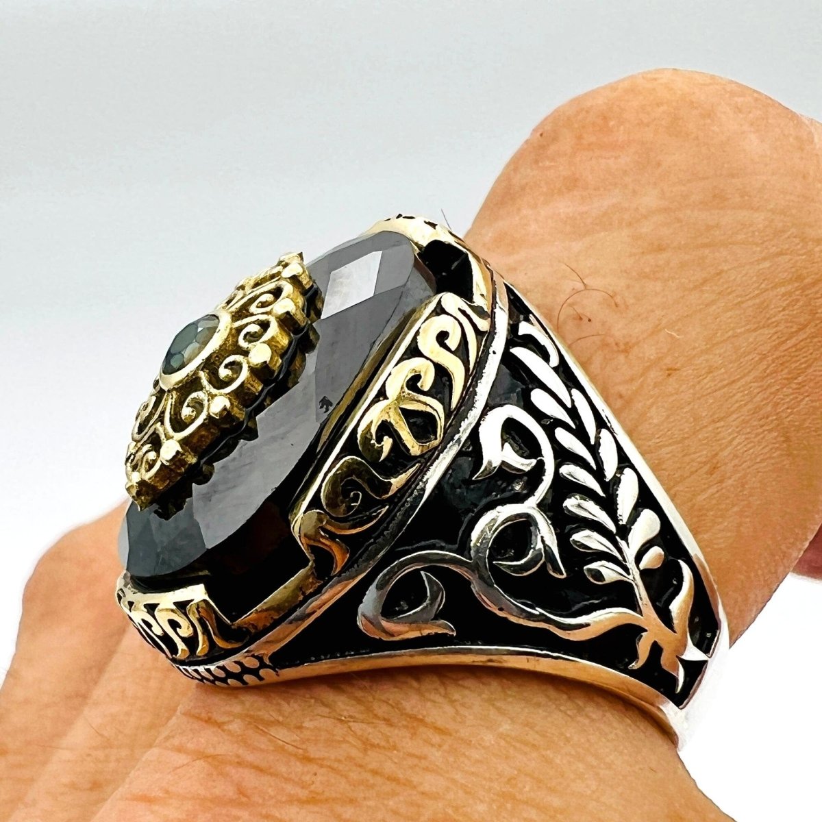 Men's Black Onyx Gemstone Ring - TryAladdin