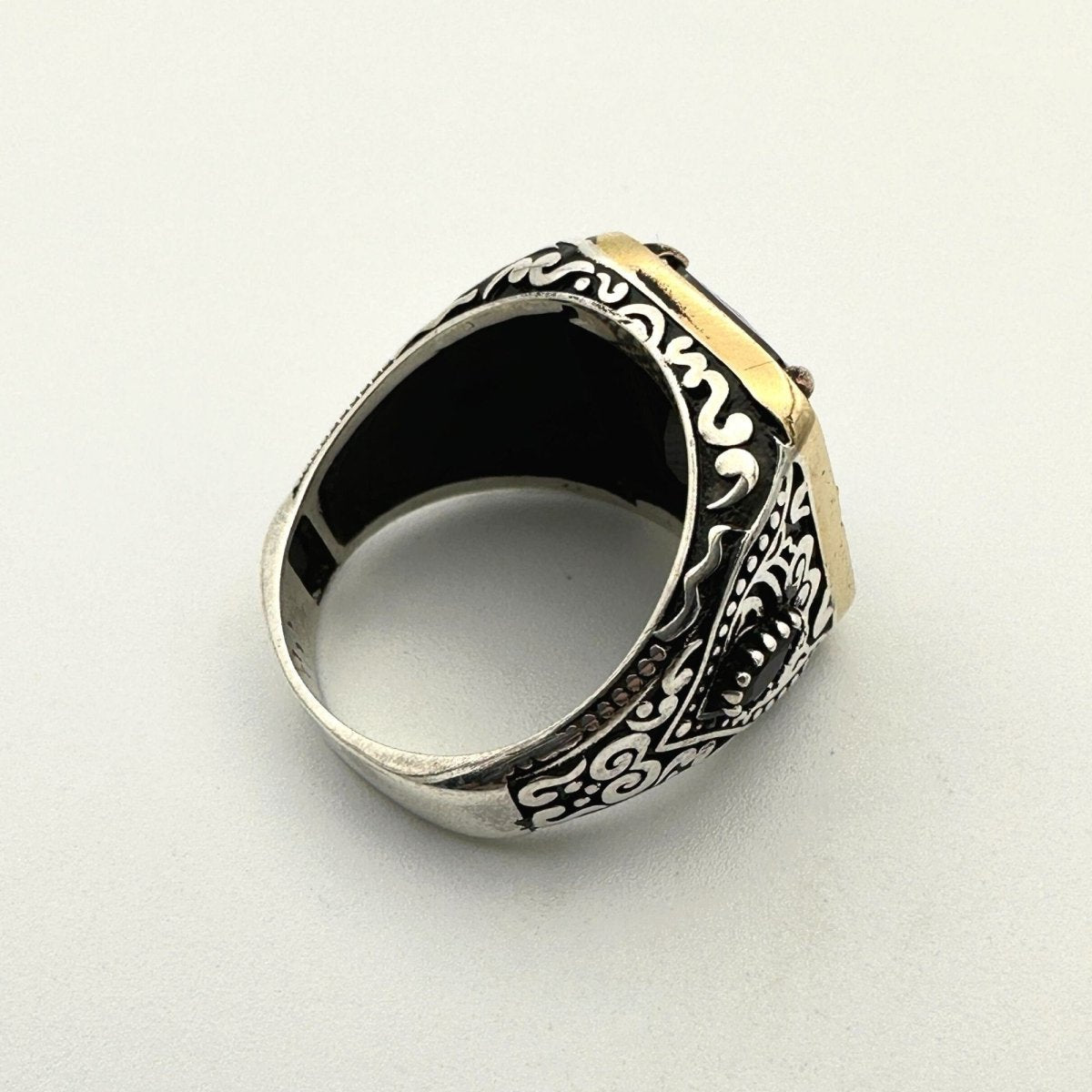 Men's Black Onyx Ring - TryAladdin