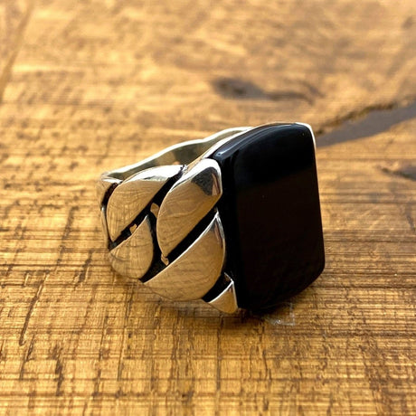 Men's Black Onyx Square Stone Silver Ring - TryAladdin