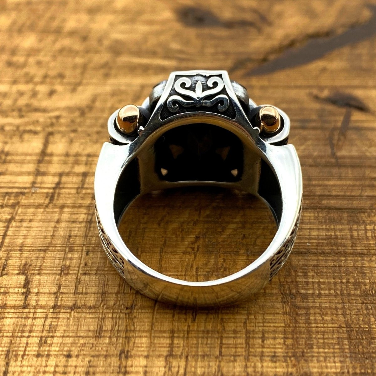 Men's Black Onyx Squared Stone Silver Ring - TryAladdin