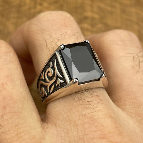 Men's Black Onyx Stone Silver Ring - TryAladdin