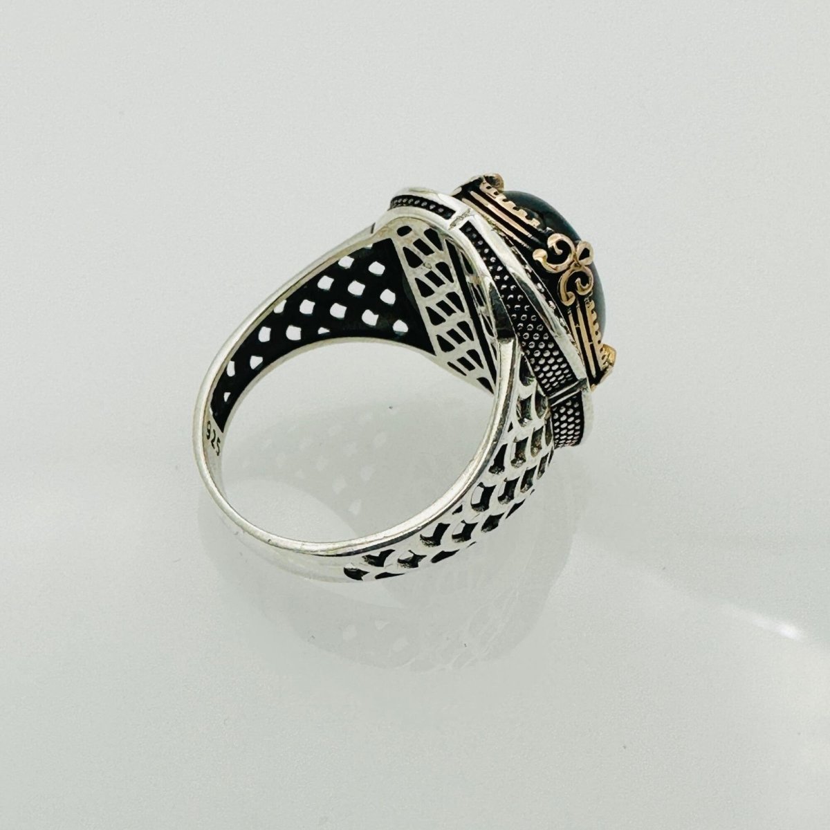 Men's Natural Black Onyx Ring - TryAladdin