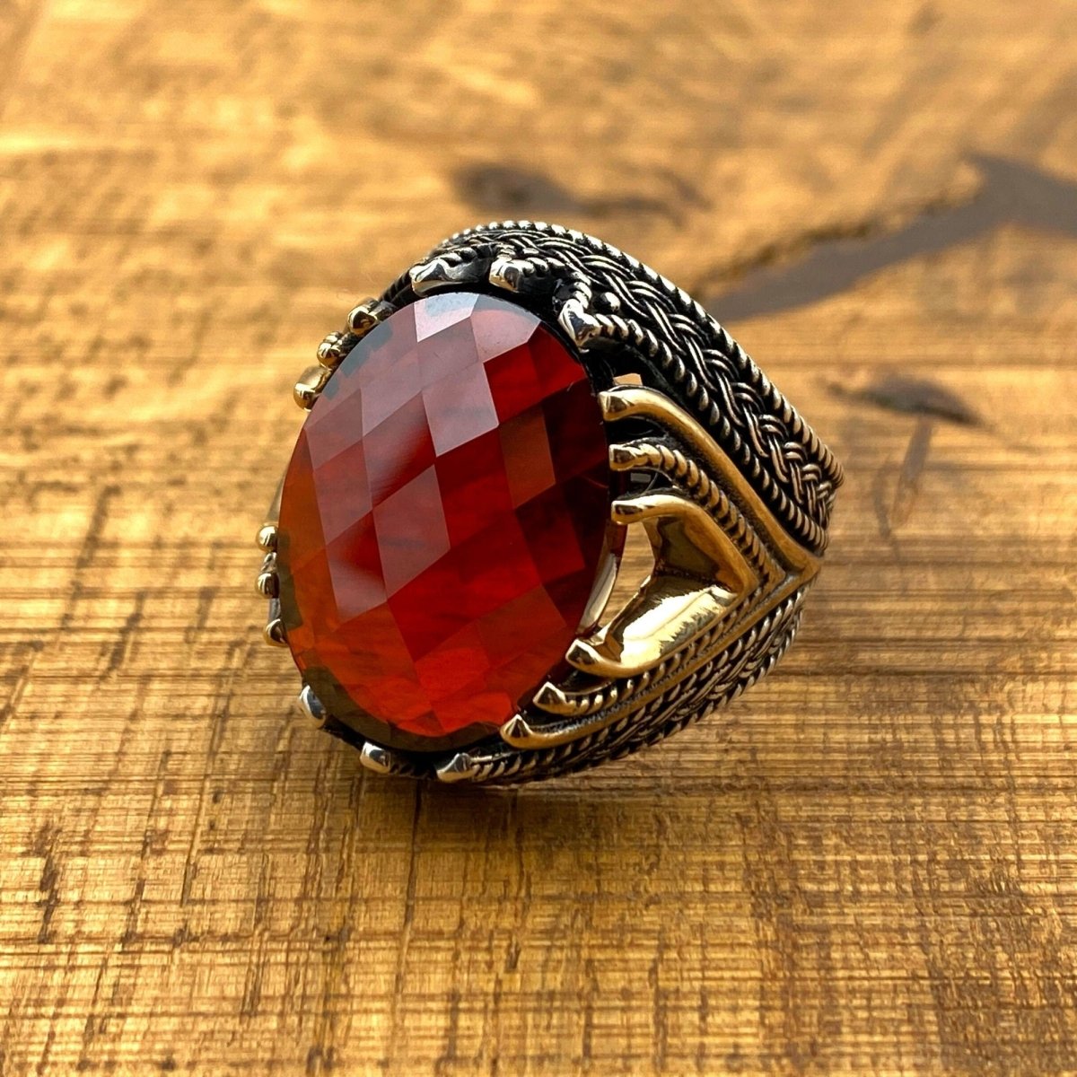 Men's Red Stone Crown Ring - TryAladdin