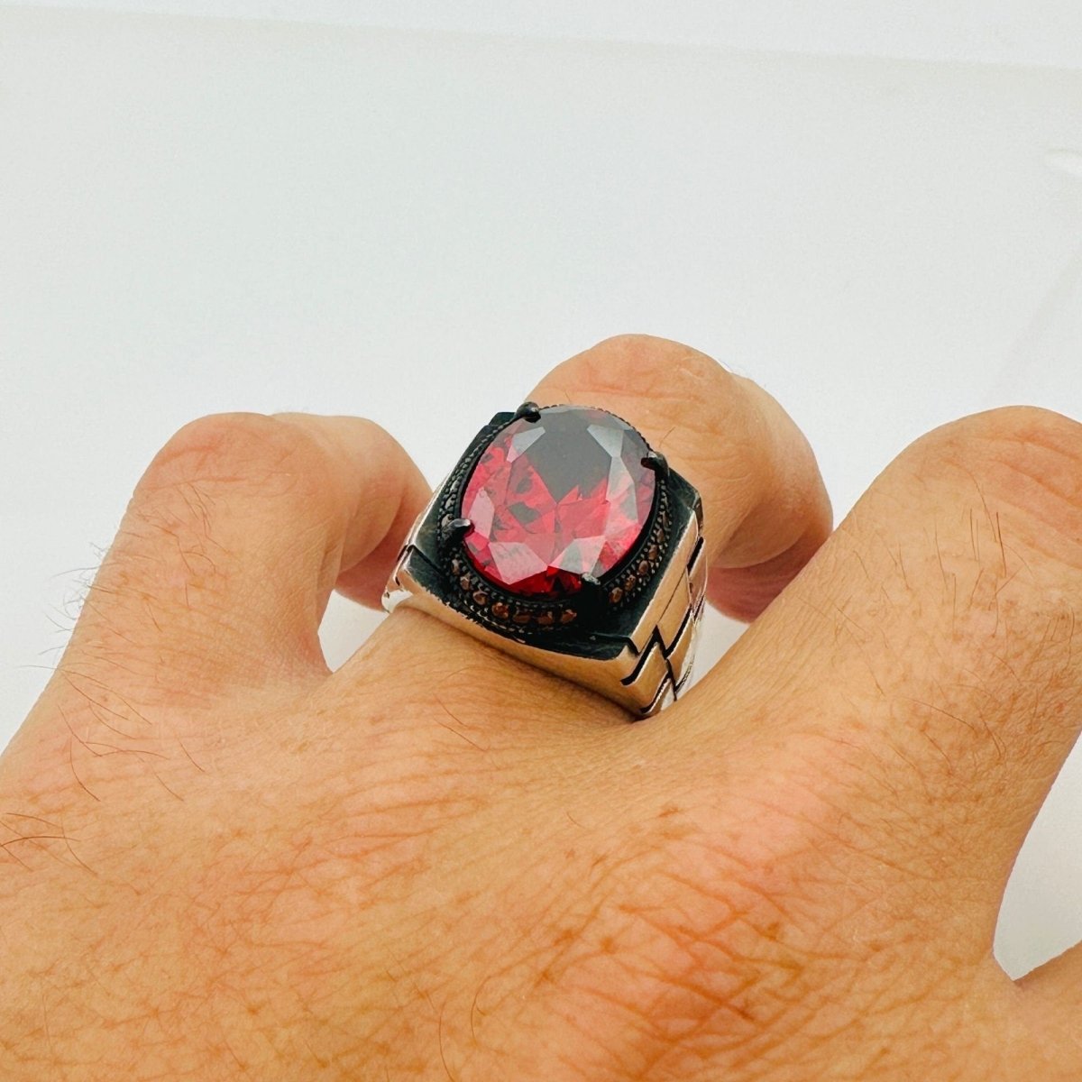 Men's Ruby Oval Ring - TryAladdin