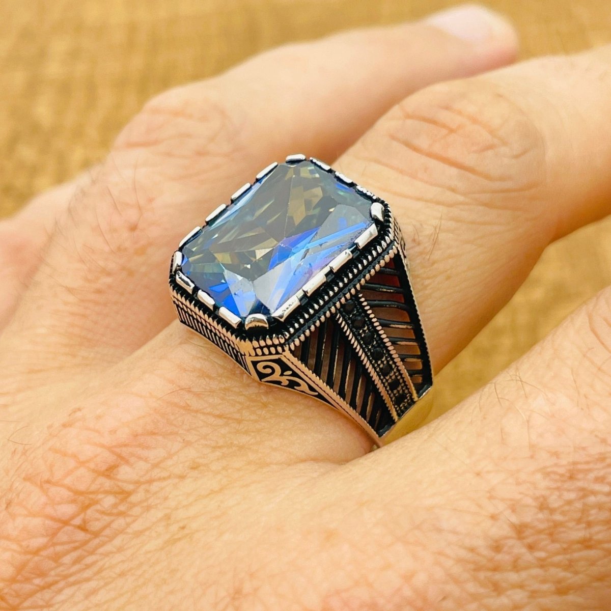 Men's Tanzanite Silver Ring - TryAladdin