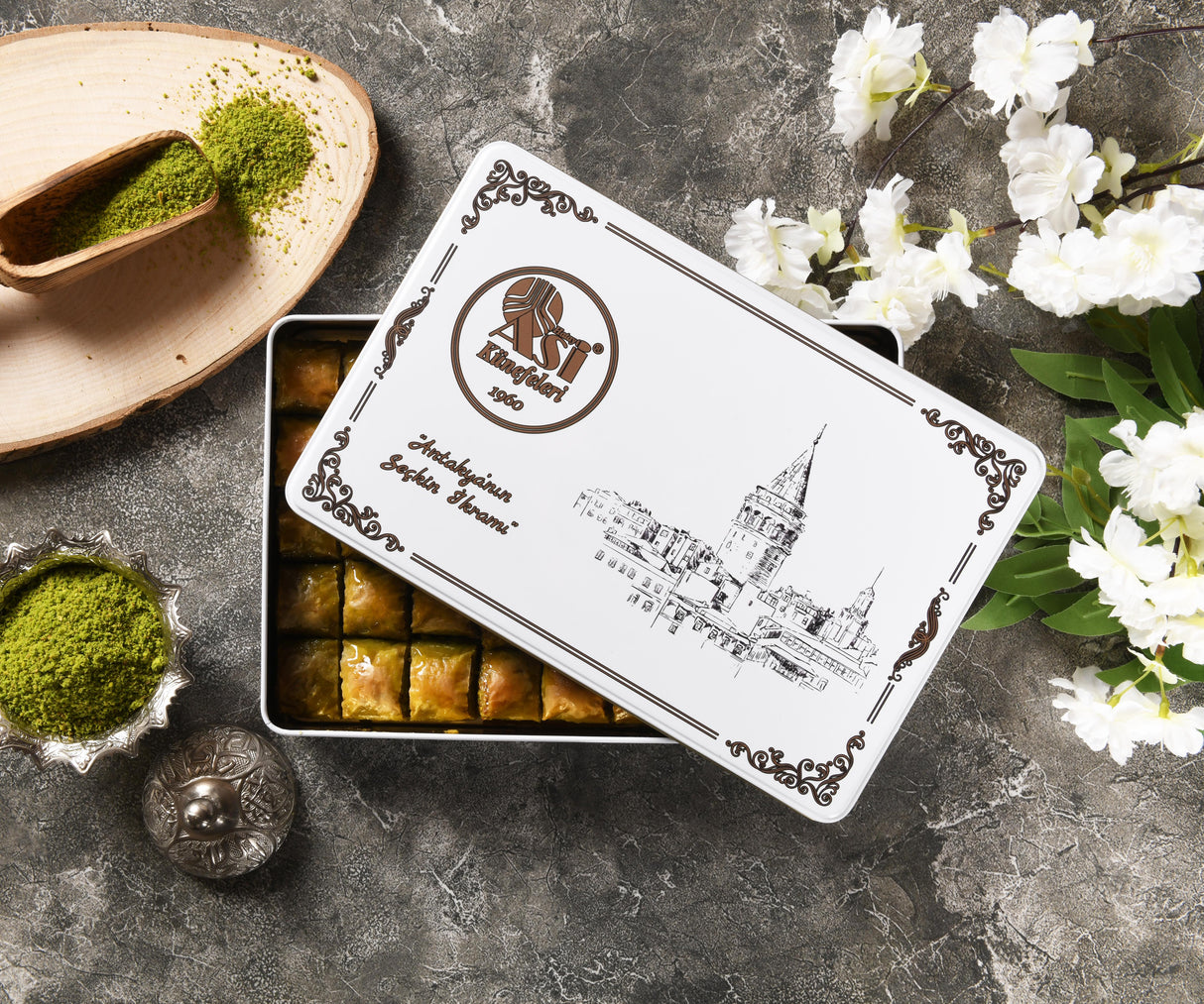 Asi | Special Mini Baklava with Pıstachio in Gift Metal Box - TryAladdin