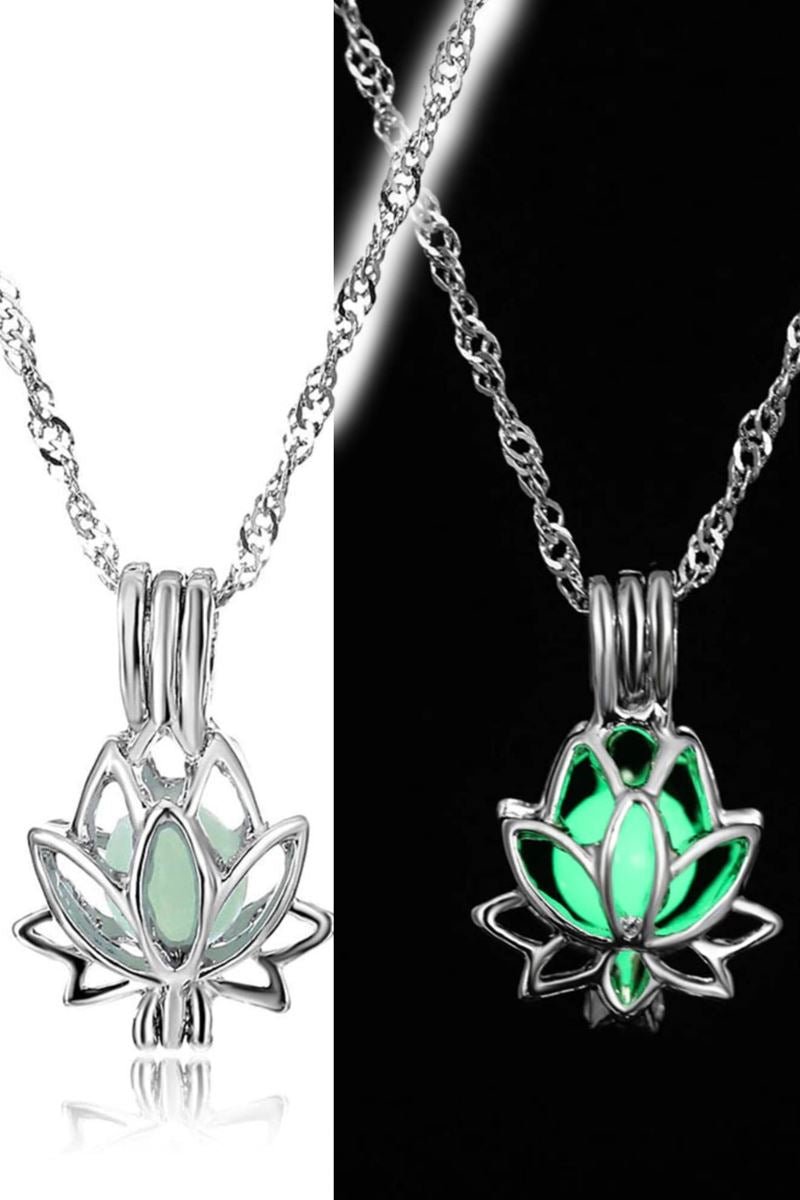 Taki | Green Phosphorescent Women's Lotus Necklace - TryAladdin