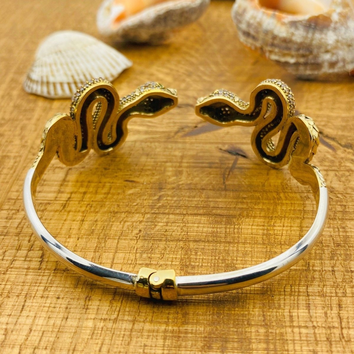 Women's Adjustable Citrine Yellow Snake Bracelet - TryAladdin