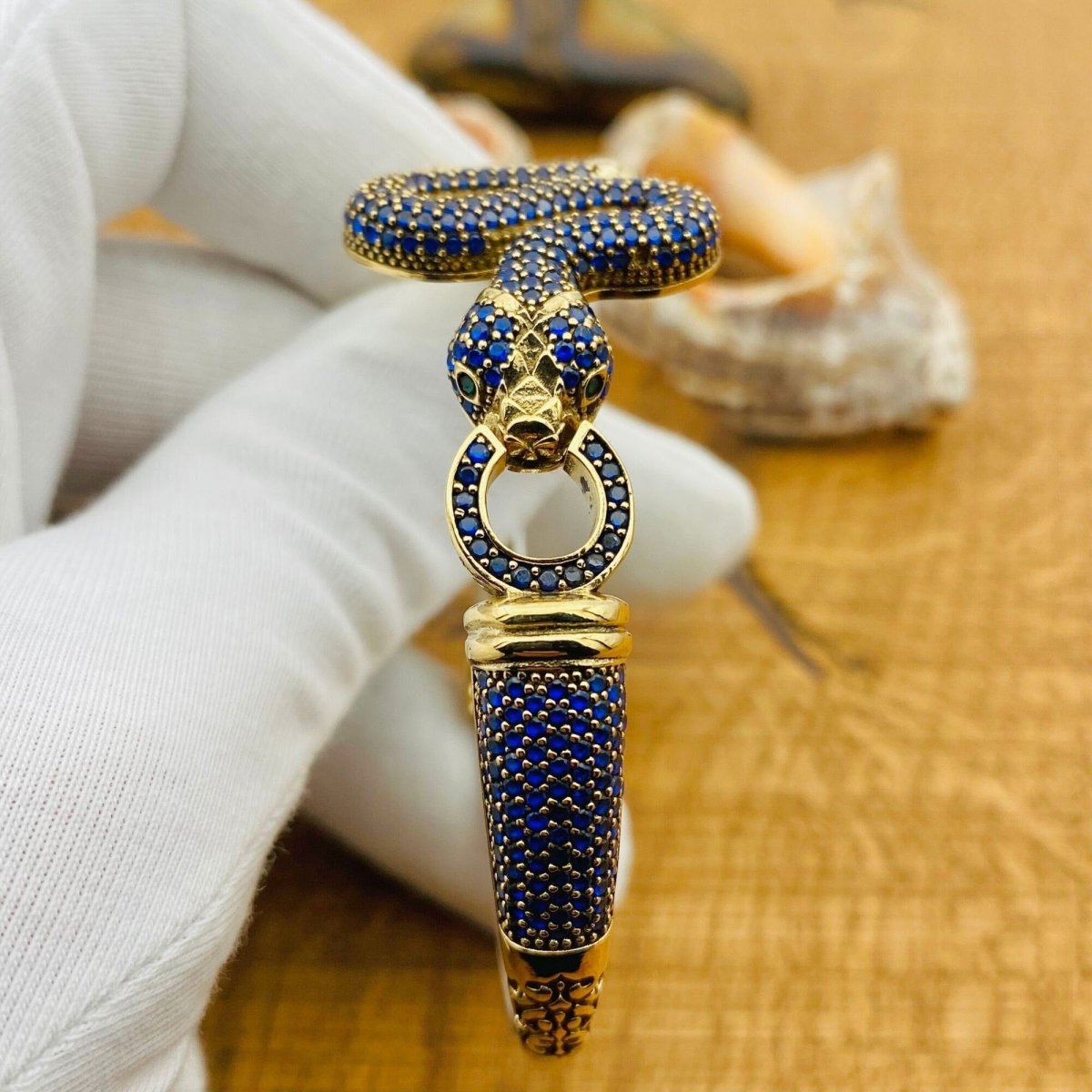 Women's Adjustable Snake Figure Blue Sapphire Bracelet - TryAladdin