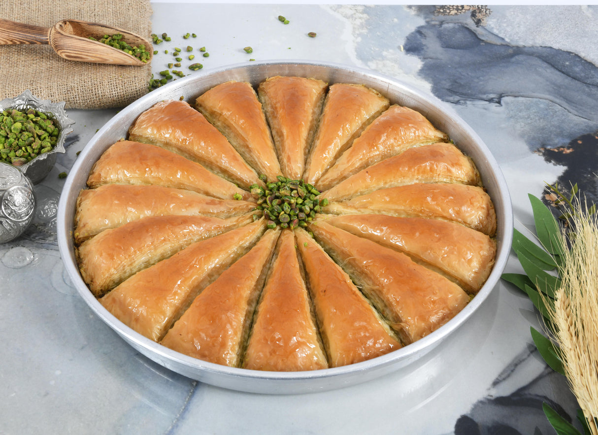 Asi | Carrot Slice Baklava with Pistachio Tray - TryAladdin