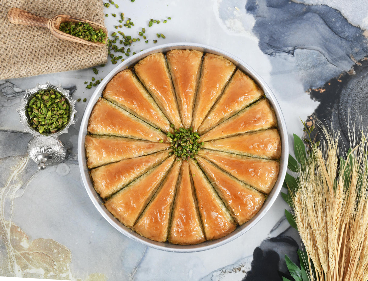 Asi | Carrot Slice Baklava with Pistachio Tray - TryAladdin